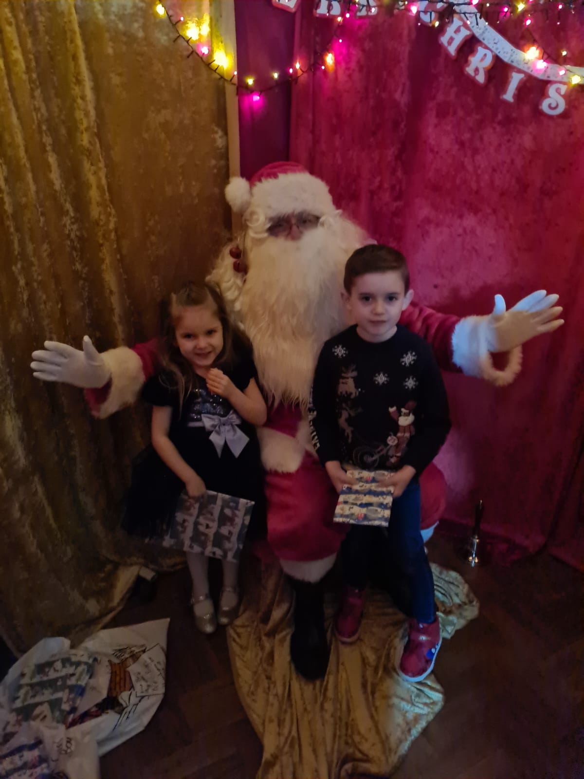 20221210 Chirstmas Party – Father Christmas